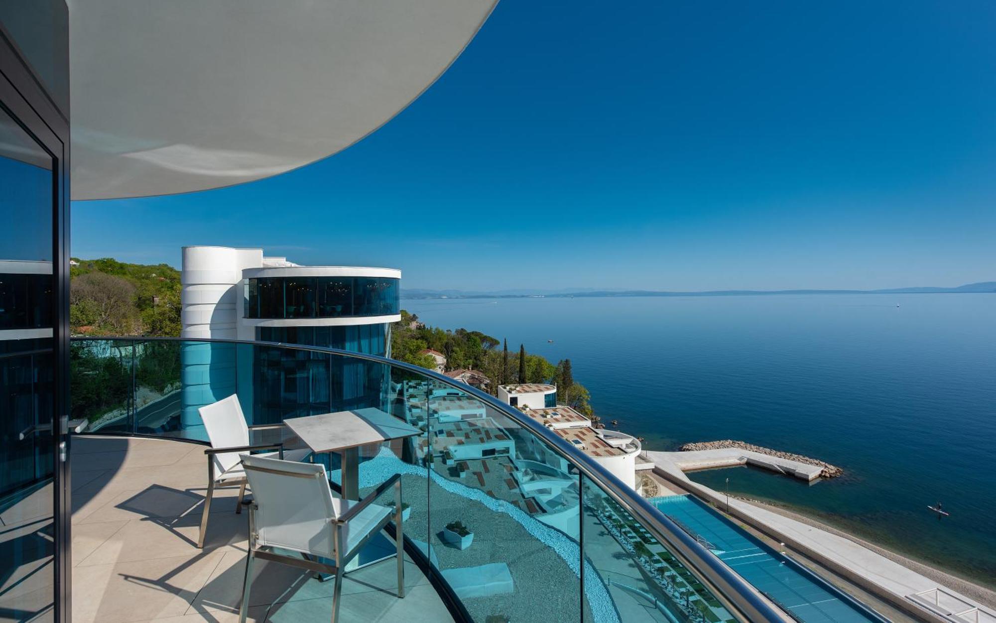 Hilton Rijeka Costabella Beach Resort And Spa Kamer foto